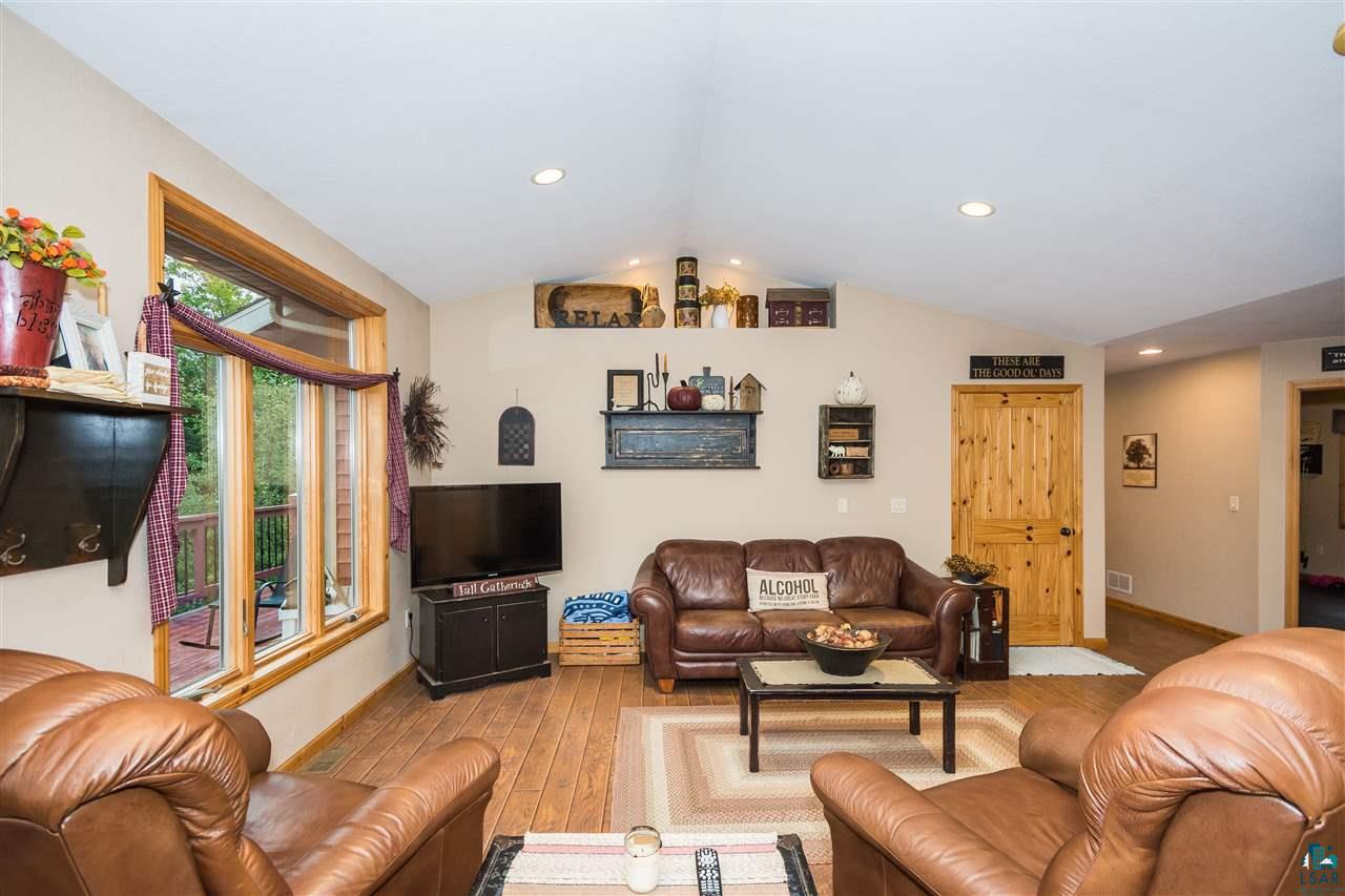 4237 Leggate Road Superior, WI 54880 - Photo 4 of 25