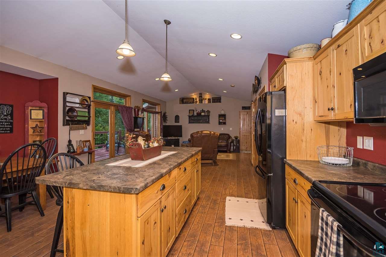4237 Leggate Road Superior, WI 54880 - Photo 6 of 25