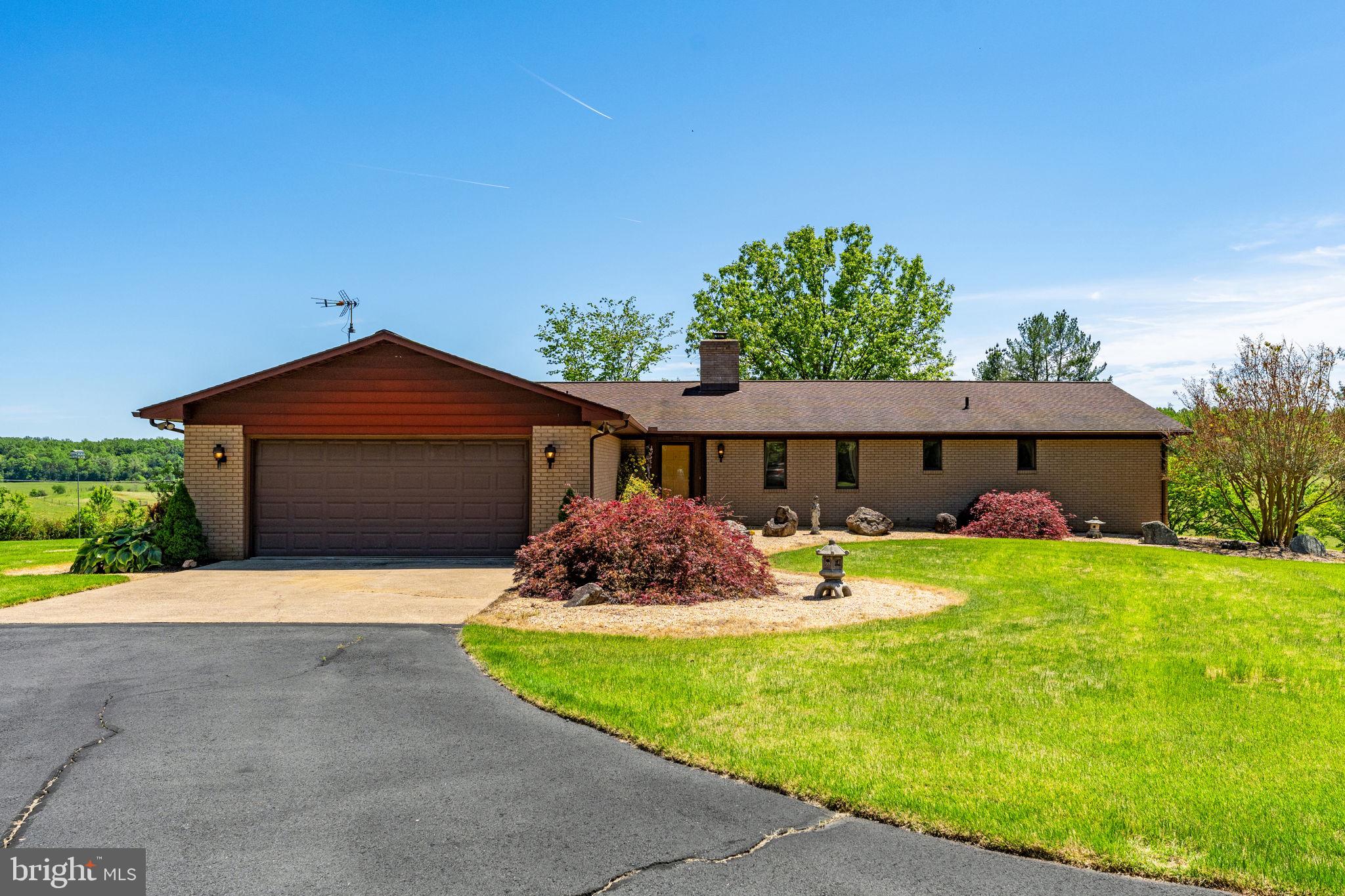 15669 Oakland Road Reva, VA 22735 - Photo 5 of 85