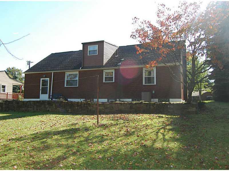 333 Center Road Monroeville, PA 15146 - Photo 16 of 17 Exterior Back.