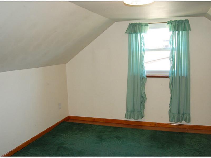 333 Center Road Monroeville, PA 15146 - Photo 9 of 17 Bedroom. Upper level bedroom