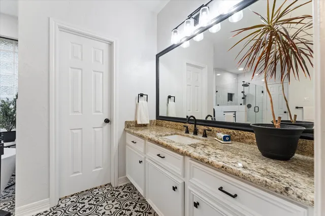 $984,500 | 1019 Towering Oaks Street, Magnolia, TX 77355