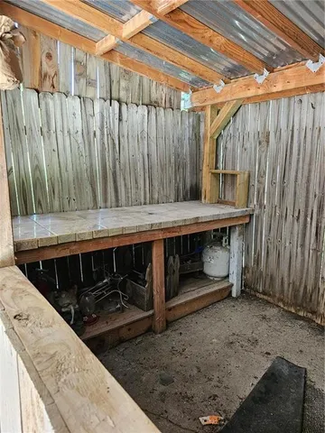 $225,000 | 6004 Amazonia Road, St. Joseph, MO 64505