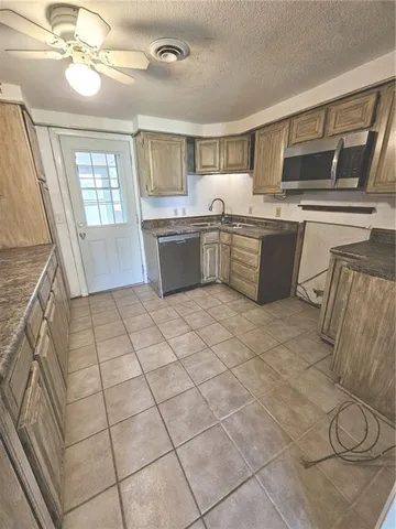 $225,000 | 6004 Amazonia Road, St. Joseph, MO 64505