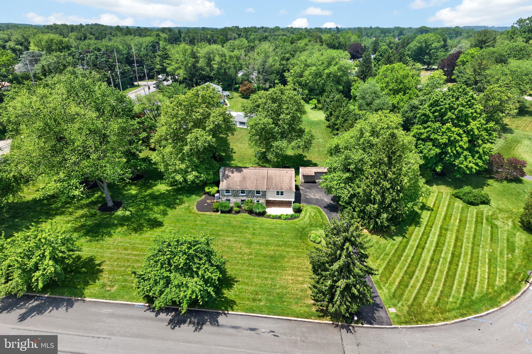 1190 Beaumont Road Berwyn, PA 19312 - Photo 33 of 36