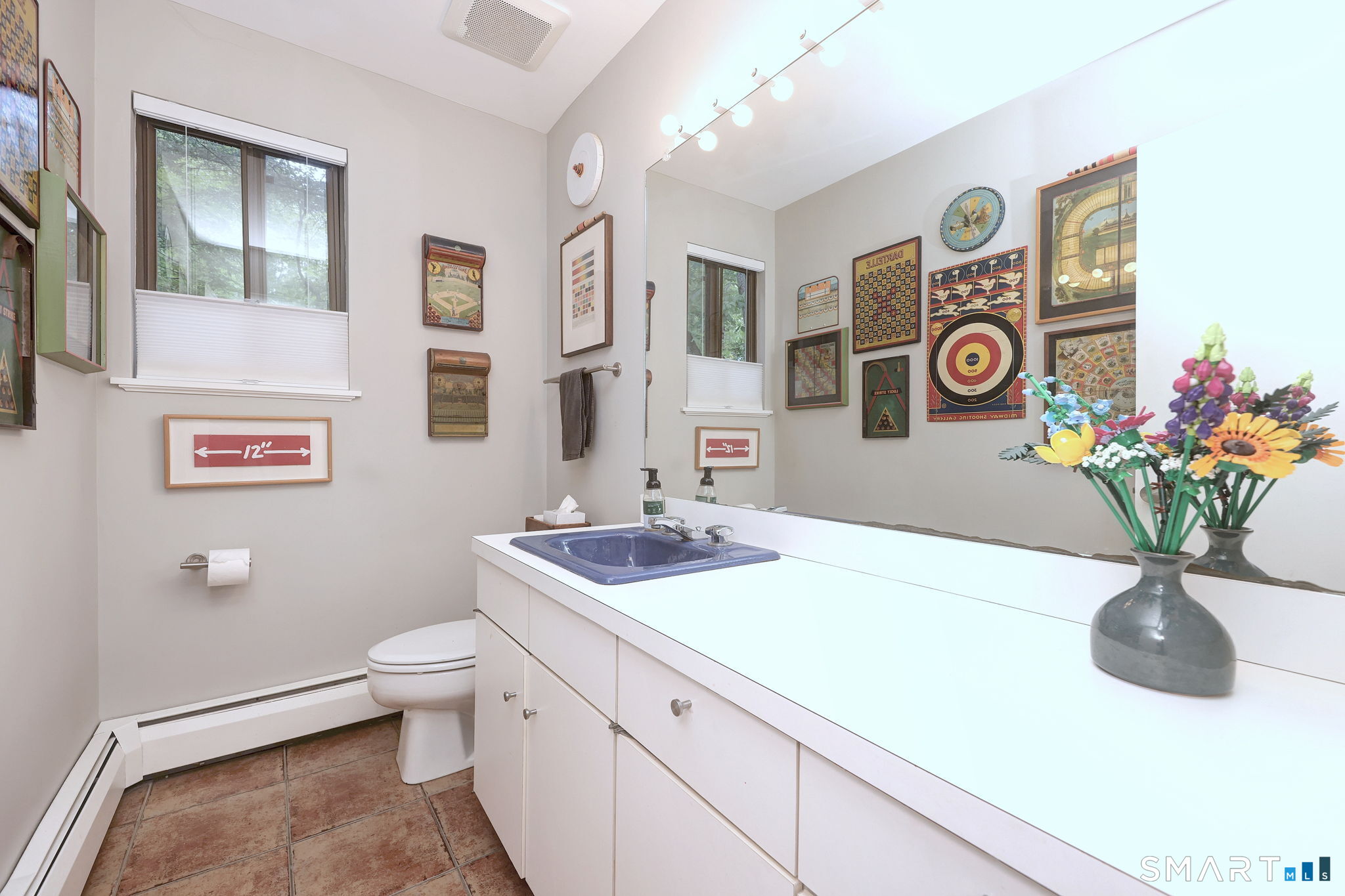 95 Thankful Stow Road Guilford, CT 06437 - Photo 20 of 40 Main level powder room