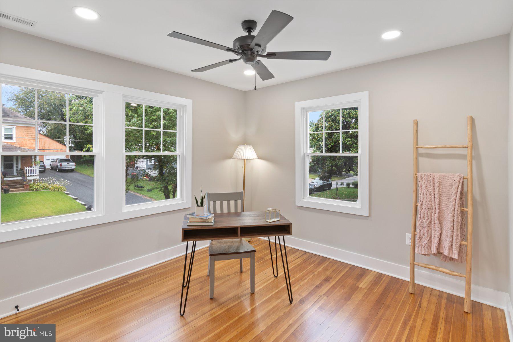 509 Valcour Road Catonsville, MD 21228 - Photo 13 of 40 a living room with furniture and a window