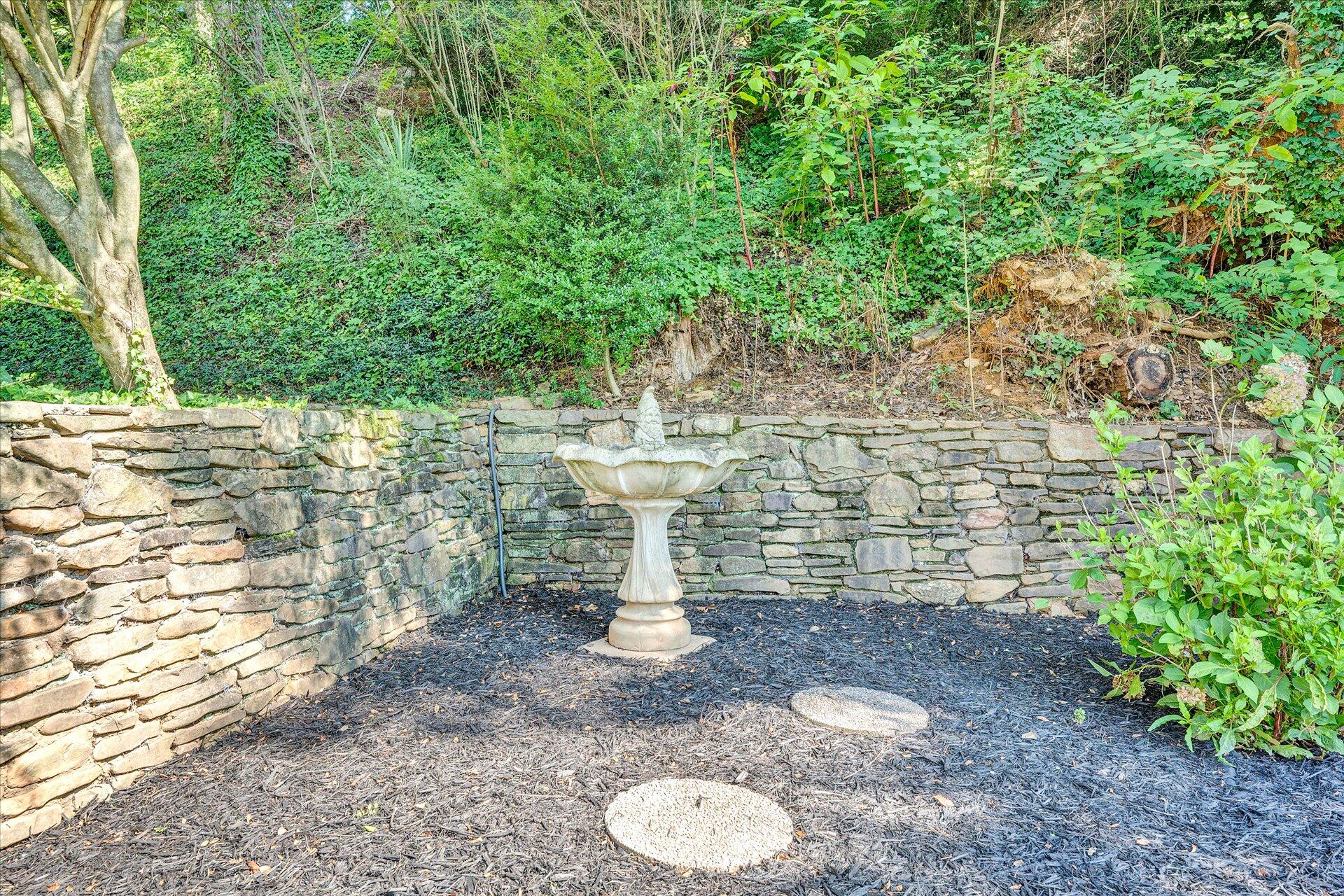 2501 Sprucewood Road Southwest Roanoke, VA 24015 - Photo 37 of 46 38-DSC00058