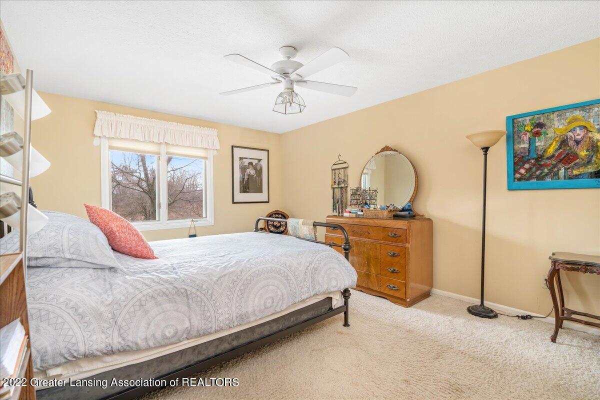 6743 Spring Tree Lane, Unit 120 Lansing, MI 48917 - Photo 17 of 38 40-Media Jett-40