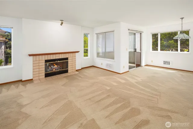 $424,995 | 1312 South Massachusetts Street, Unit 202, Seattle, WA 98144