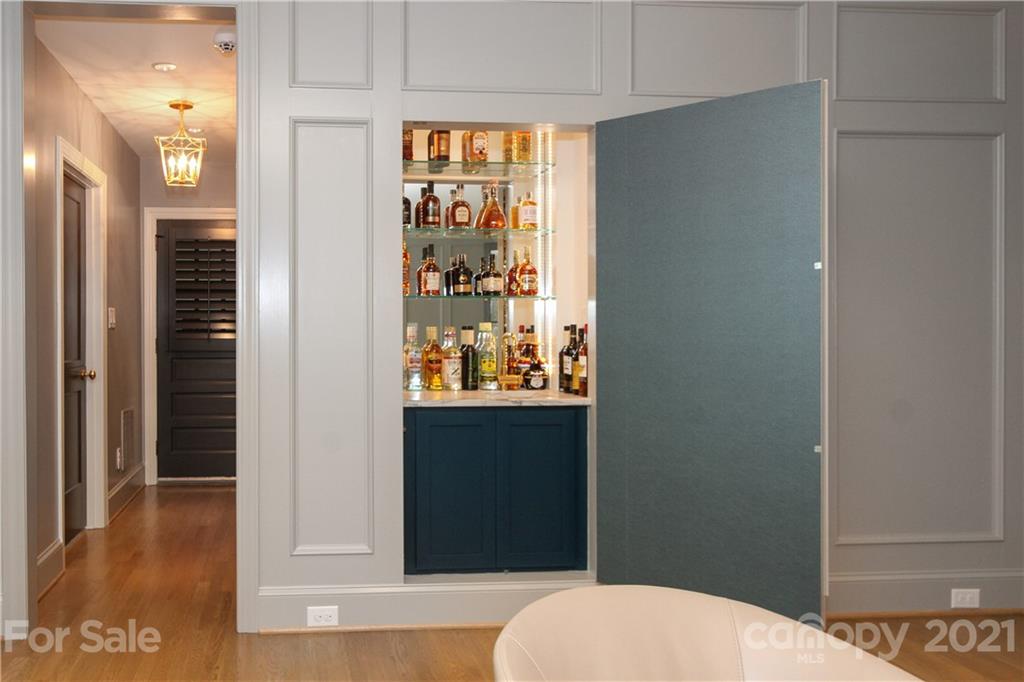 5200 Hardison Road Charlotte, NC 28226 - Photo 18 of 47 Gallery Image 18