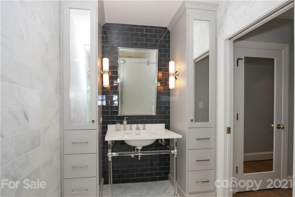 5200 Hardison Road Charlotte, NC 28226 - Photo 29 of 47 Gallery Image 29