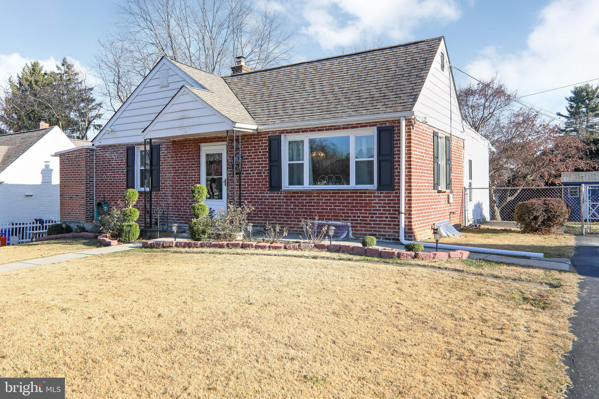 29 Hillside Road Broomall, PA 19008 - Photo 3 of 33 Gallery Image 3