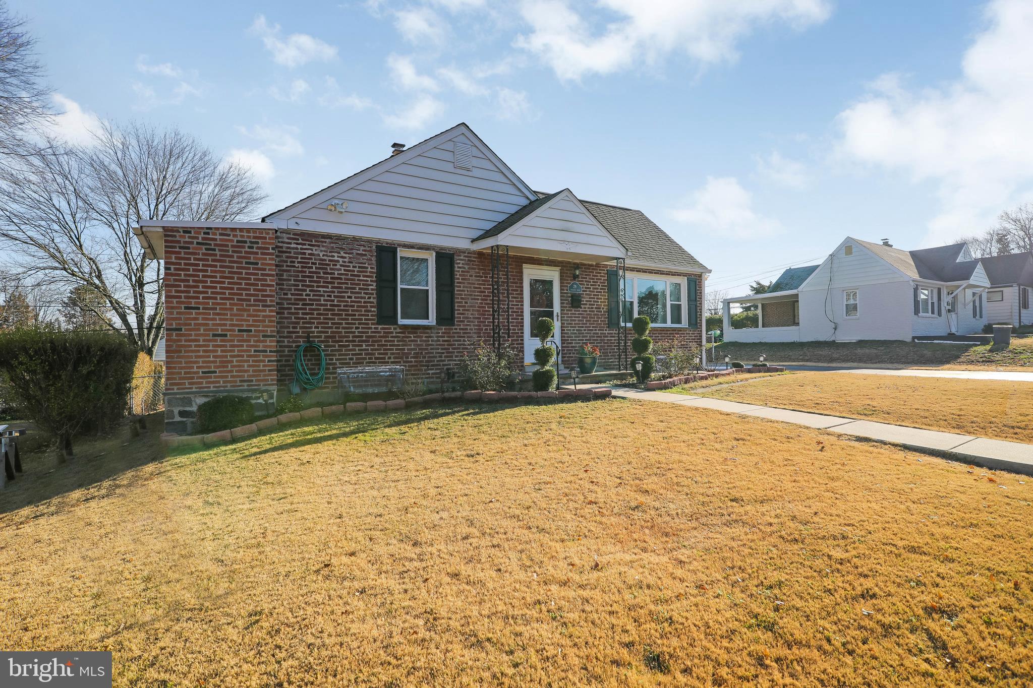 29 Hillside Road Broomall, PA 19008 - Photo 4 of 33 Gallery Image 4