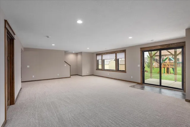 $539,900 | 1633 Rolling Hills Lane, River Falls, WI 54022