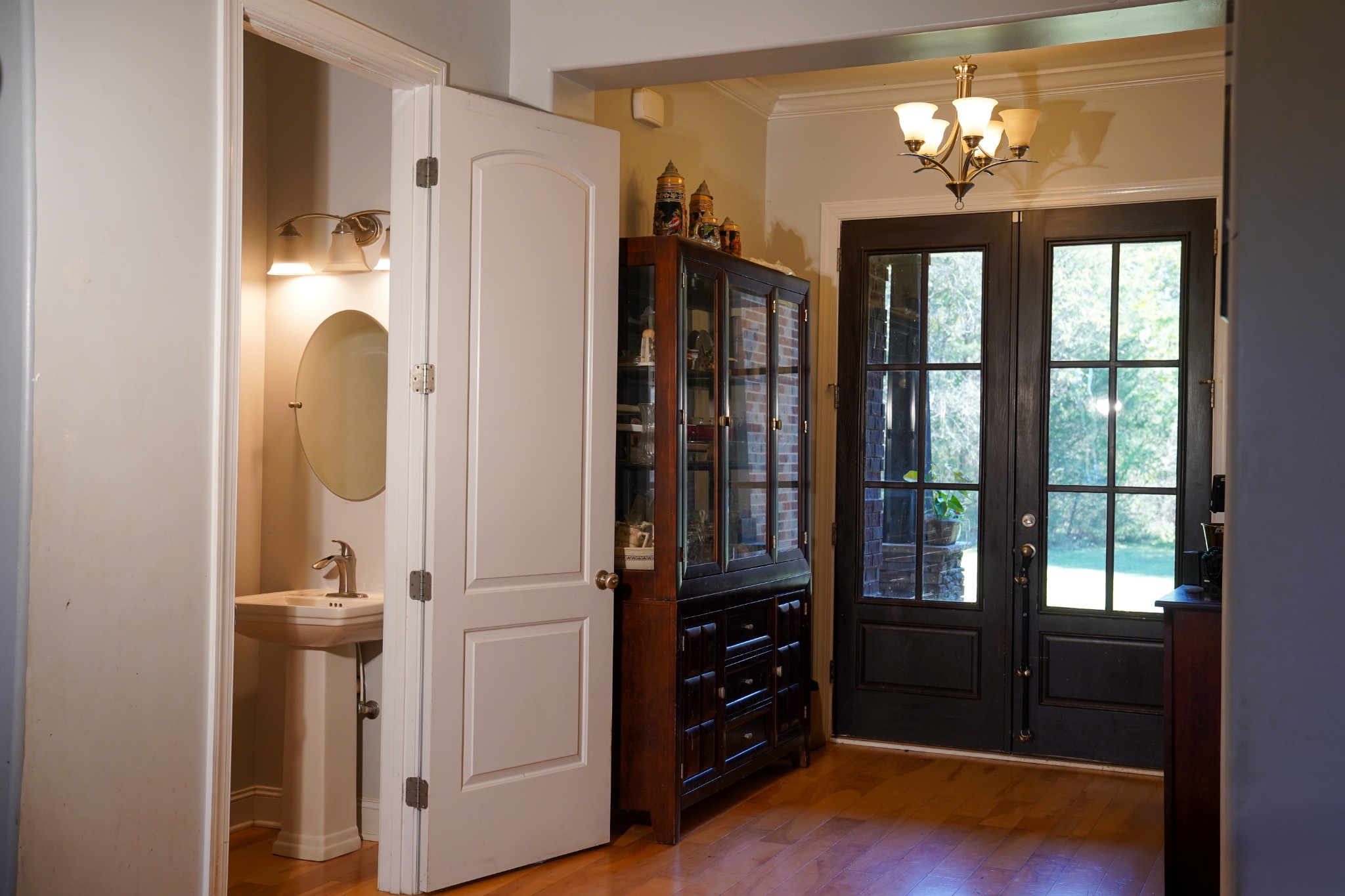 2172 Fellowship Road Mount Juliet, TN 37122 - Photo 14 of 53 a bathroom with a mirror and a shower