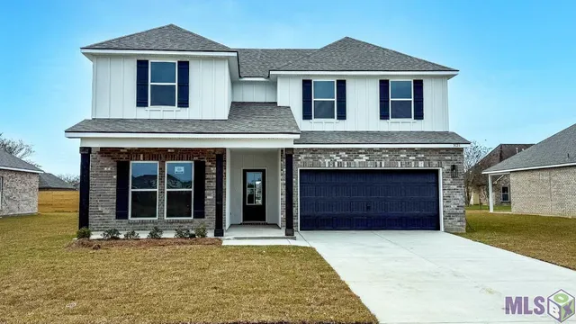 $346,900 | 7023 Brook Hollow Drive, Zachary, LA 70791