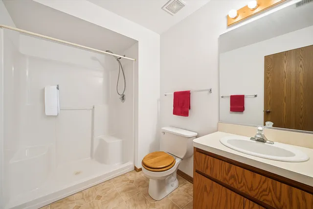 $205,000 | 2689 Jodee Drive, Unit B, Joliet, IL 60436