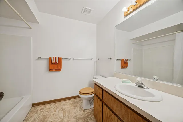 $205,000 | 2689 Jodee Drive, Unit B, Joliet, IL 60436