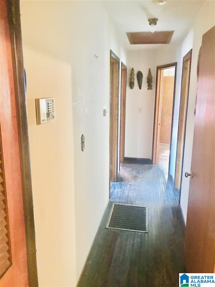 129 16th Avenue Southwest Birmingham, AL 35211 - Photo 14 of 20