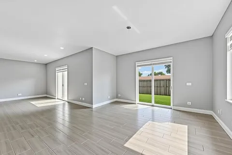 $950,000 | 1508 East River Drive, Margate, FL 33063