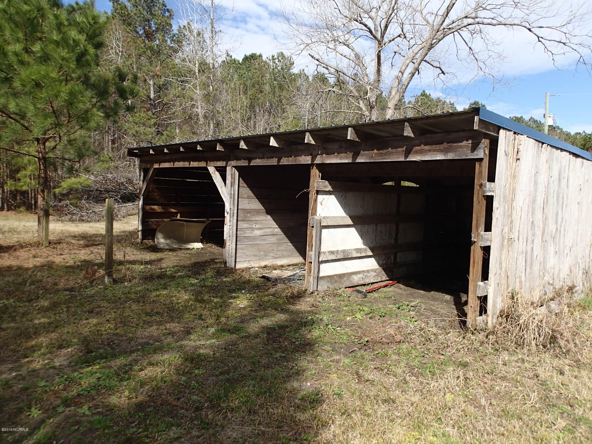 1639 Florence Road Merritt, NC 28556 - Photo 9 of 10 Horse stall