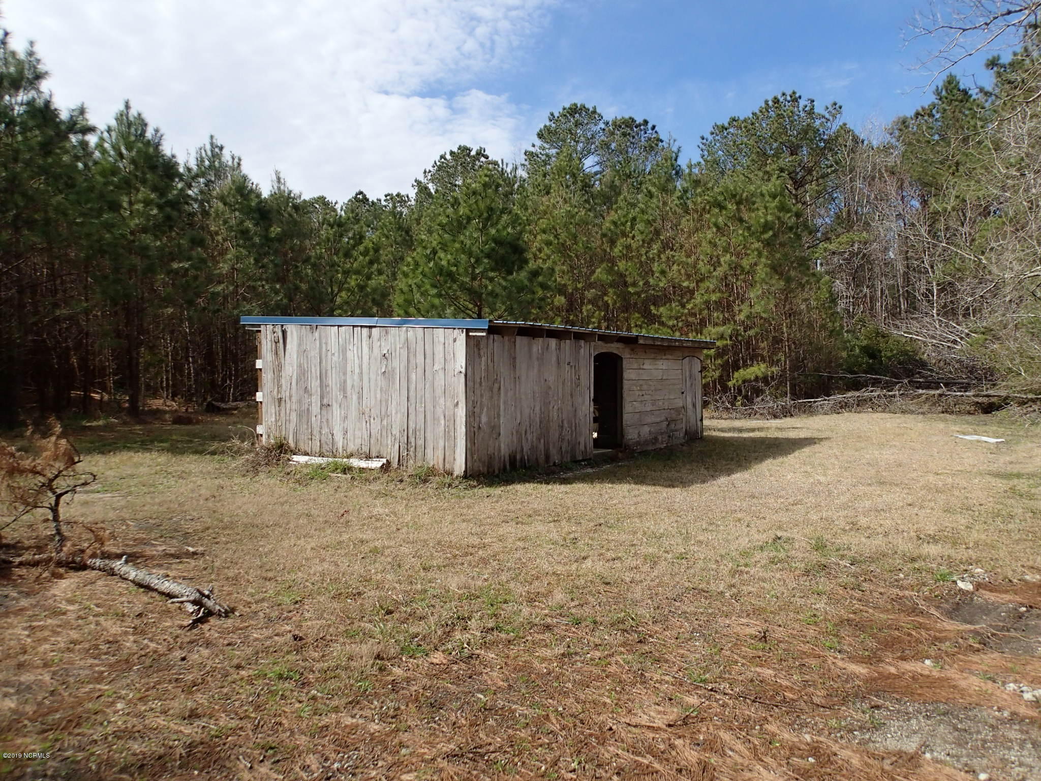 1639 Florence Road Merritt, NC 28556 - Photo 10 of 10 Horse stall