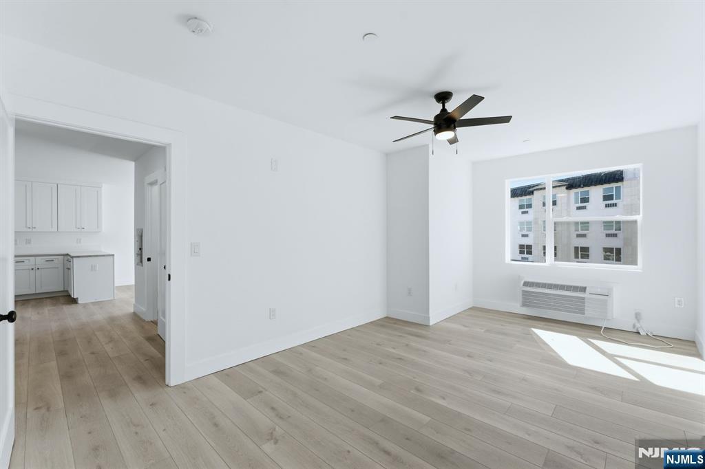 95 Shepherd Lane, Unit B307 Totowa, NJ 07512 - Photo 3 of 9