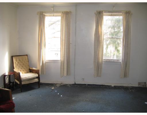 1140 High Street Spring Garden, PA 15212 - Photo 3 of 8 Living Room.