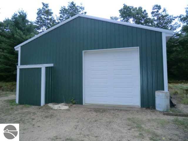 1188 Fisher Road Traverse City, MI 49685 - Photo 3 of 25 1730804-2.JPG
