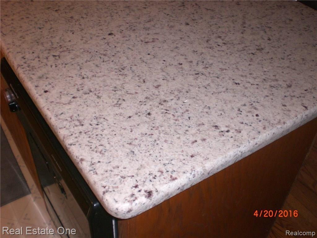 26523 25 Mile Road New Baltimore, MI 48051 - Photo 13 of 37 Granite counter tops