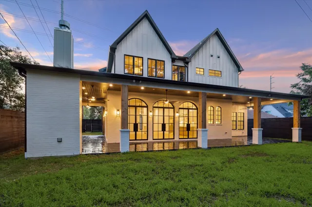 $2,239,000 | 1519 Candlelight Lane, Houston, TX 77018