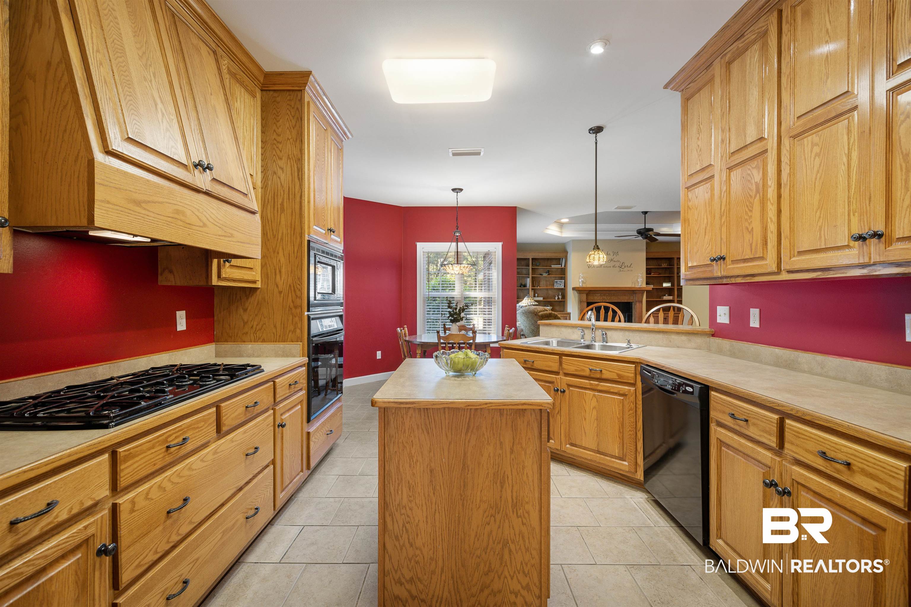 7324 Blakeley Road Daphne, AL 36527 - Photo 10 of 34 Kitchen