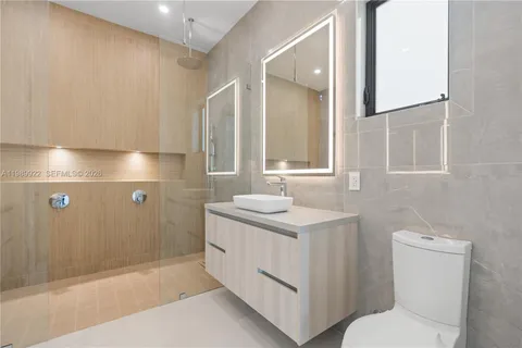 $2,736,000 | 6221 Southwest 60th Street, South Miami, FL 33143