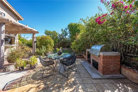 a view of outdoor space yard and patio