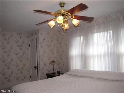 1548 Sheffield Road South Euclid, OH 44121 - Photo 12 of 25 Master Bedroom with great natural light!