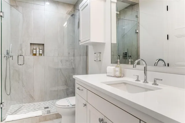 $1,795,000 | 7610 Linwood Avenue, Dallas, TX 75209