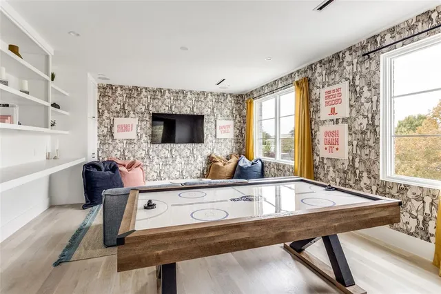 $1,795,000 | 7610 Linwood Avenue, Dallas, TX 75209