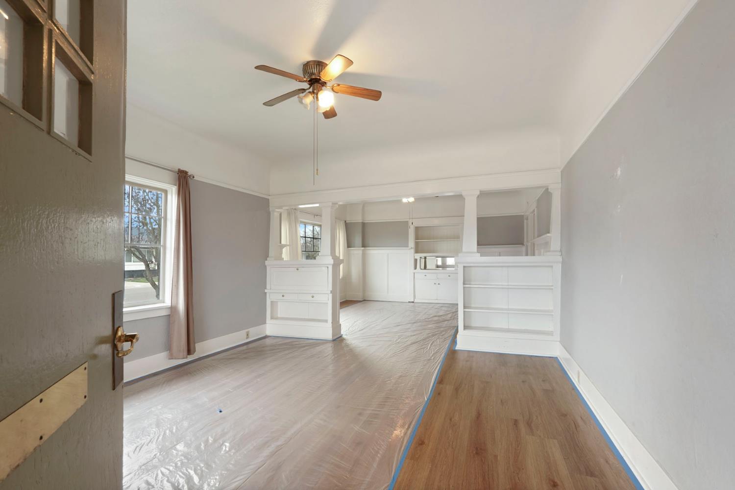 400 Chestnut Street Lodi, CA 95240 - Photo 9 of 36 wooden floor in an empty room with a window