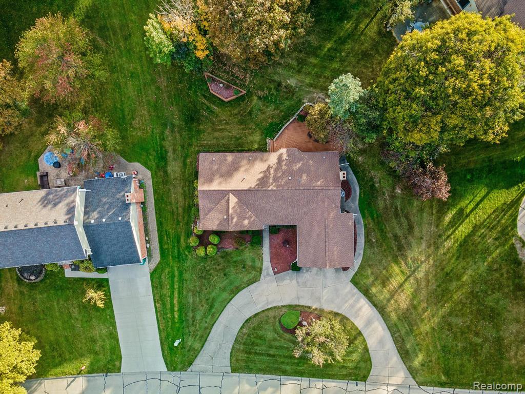 36057 Smithfield Road Farmington, MI 48335 - Photo 44 of 48