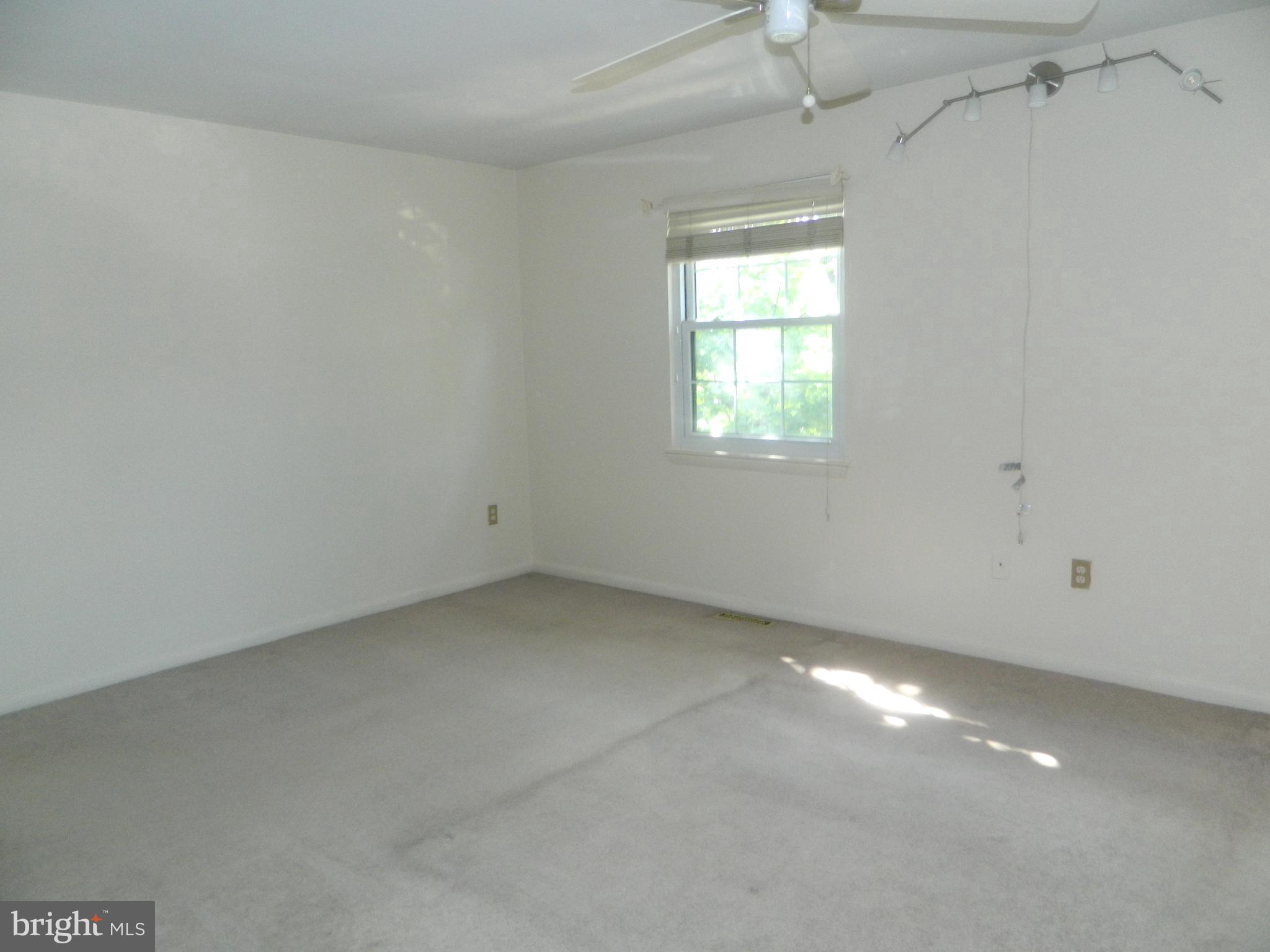 17 Theo Lane, Unit 17 Towson, MD 21204 - Photo 24 of 54