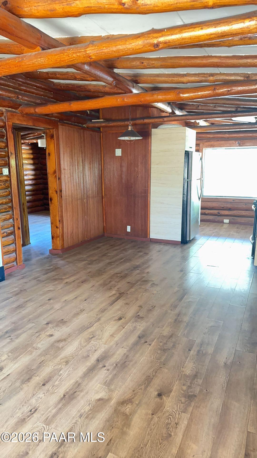 519 Copper Basin Road Prescott, AZ 86303 - Photo 4 of 12 Living-Kitchen