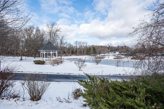 $479,900 | 10 Campus View Drive, Colonie, NY 12211