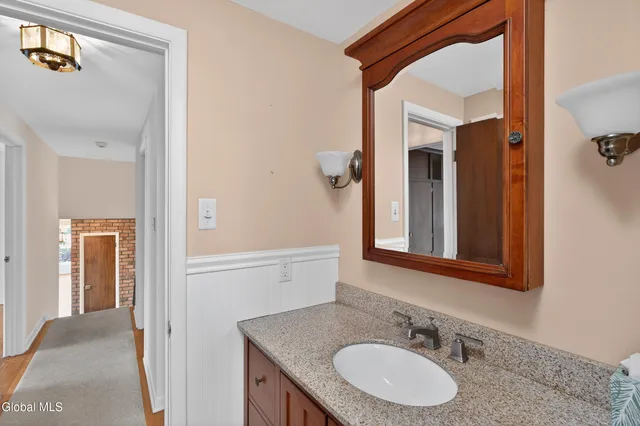 $479,900 | 10 Campus View Drive, Colonie, NY 12211