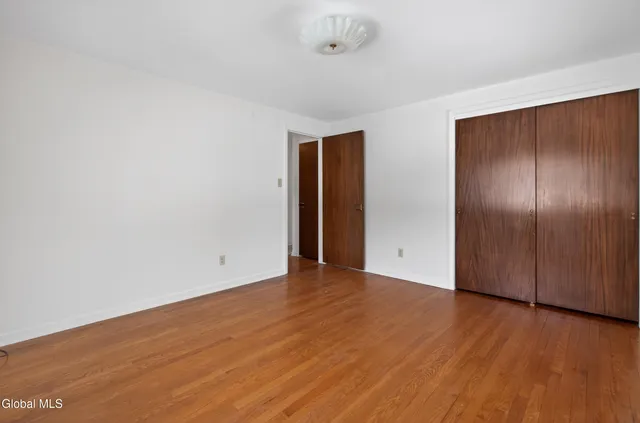 $479,900 | 10 Campus View Drive, Colonie, NY 12211