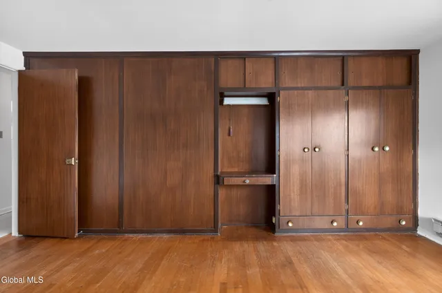 $479,900 | 10 Campus View Drive, Colonie, NY 12211