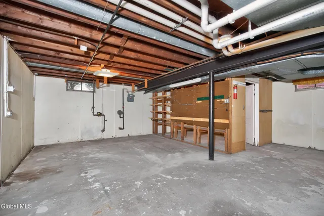 $479,900 | 10 Campus View Drive, Colonie, NY 12211