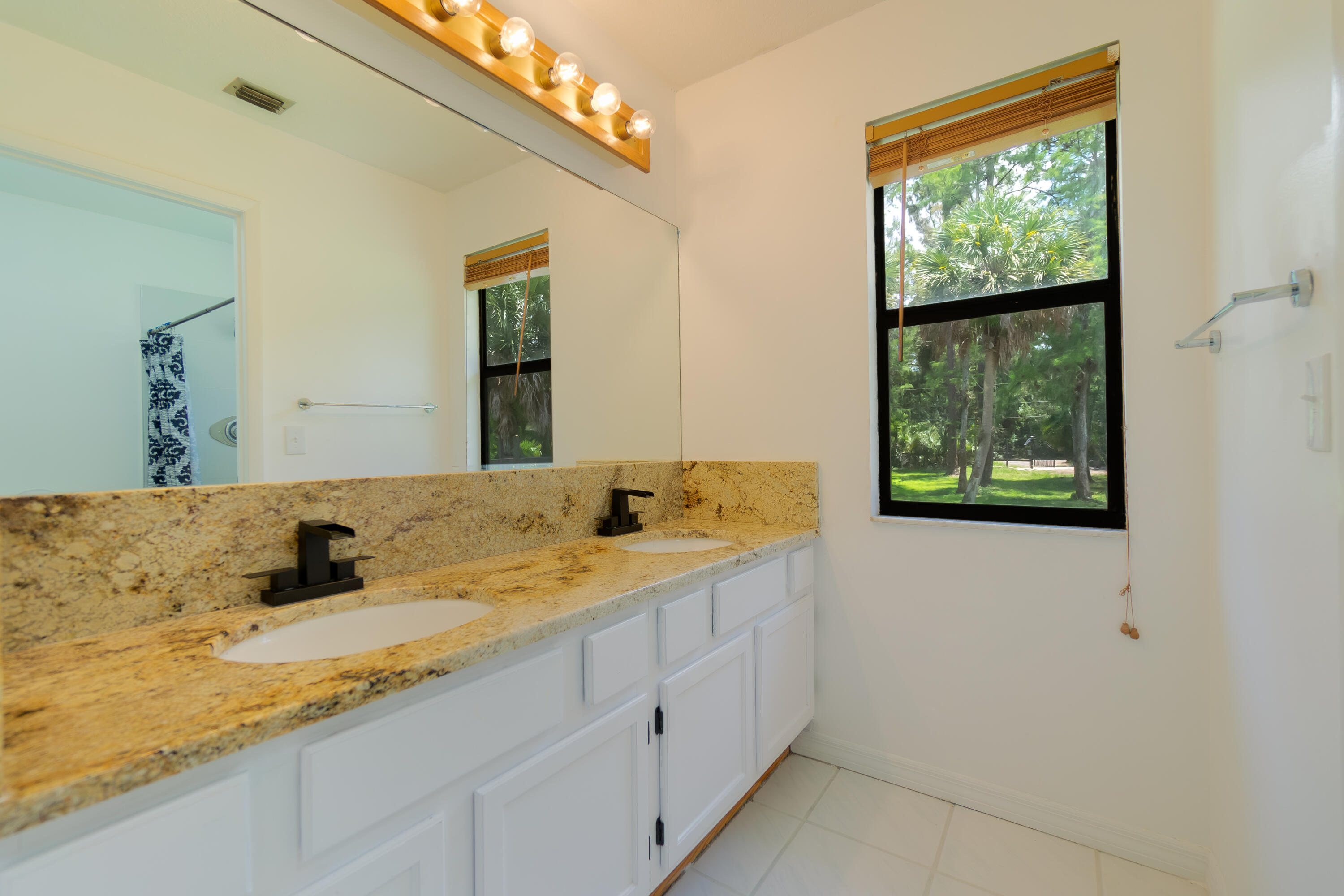 12845 Compton Road Loxahatchee Groves, FL 33470 - Photo 5 of 15 DSC07668-Enhanced-NR