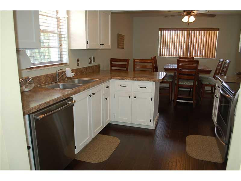 23119 Southwest 55th Avenue Boca Raton, FL 33433 - Photo 7 of 18 Kitchen