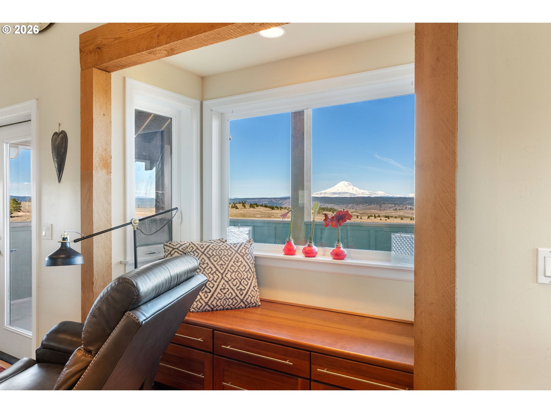 412 Schilling Road Lyle, WA 98635 - Photo 11 of 48